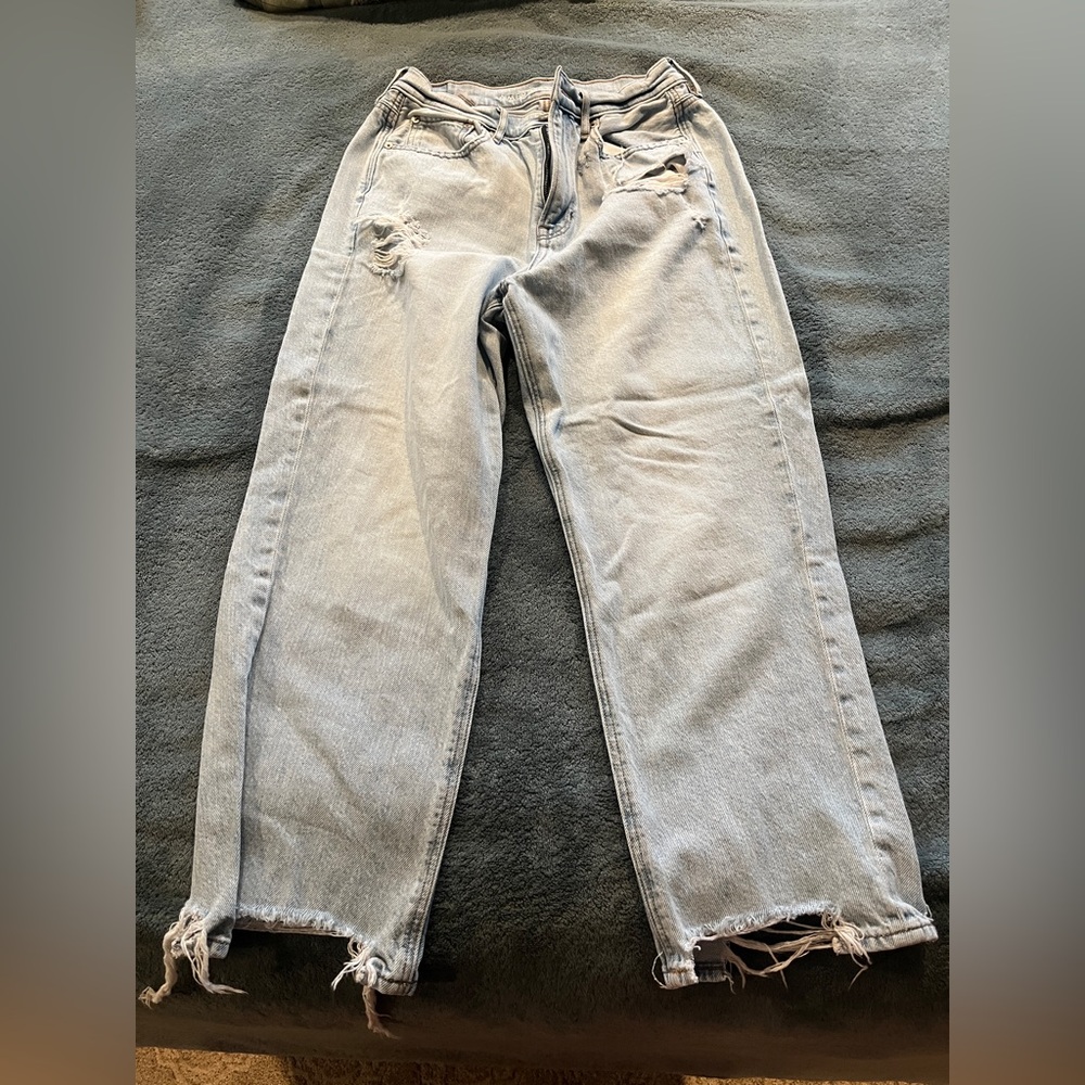 American Eagle Outfitters Distressed High Rise Boyfriend Jeans